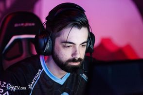 294px-Hazed_at_MLG_Qualifier_16